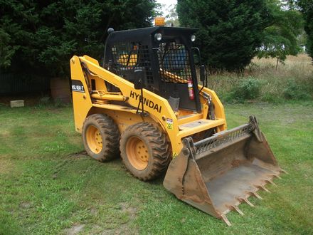 Skid Steer Loader – Hyundai HSL-650-E7